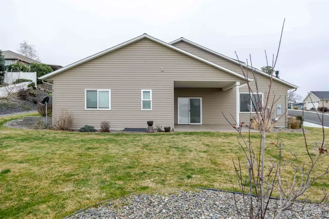 $480,000 | 910 Vineland Drive, Unit 6, Clarkston, WA 99403