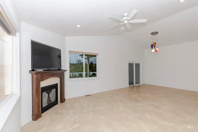 $480,000 | 910 Vineland Drive, Unit 6, Clarkston, WA 99403