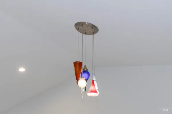 $470,000 | 910 Vineland Drive, Unit 6, Clarkston, WA 99403