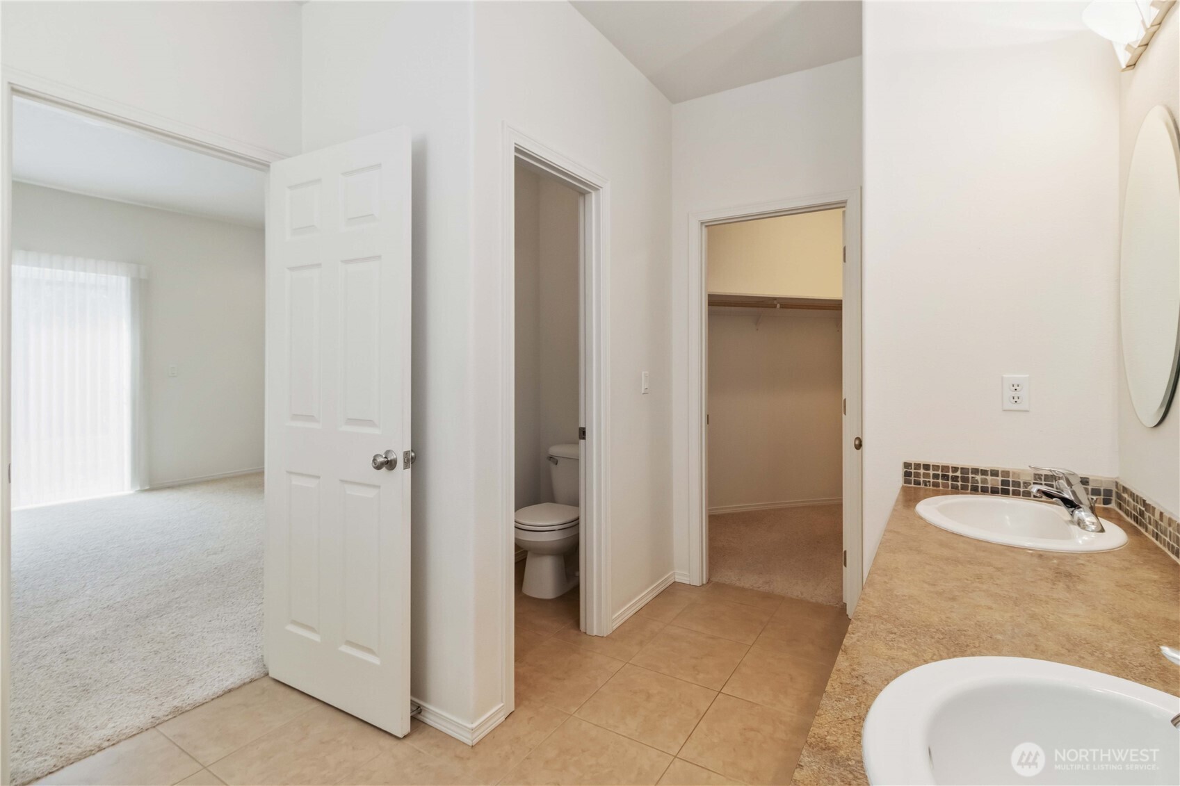 2035 Coal Creek Road Longview, WA 98632 - Photo 16 of 34