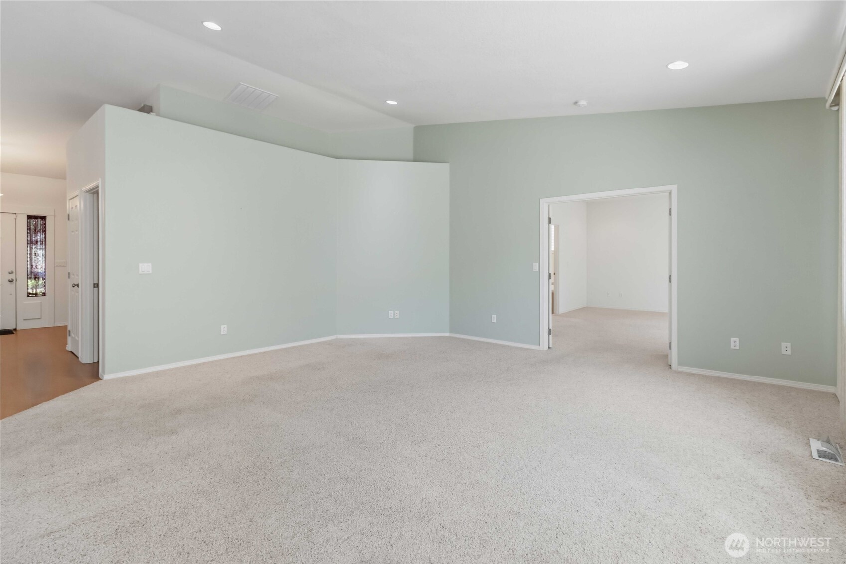 2035 Coal Creek Road Longview, WA 98632 - Photo 9 of 34