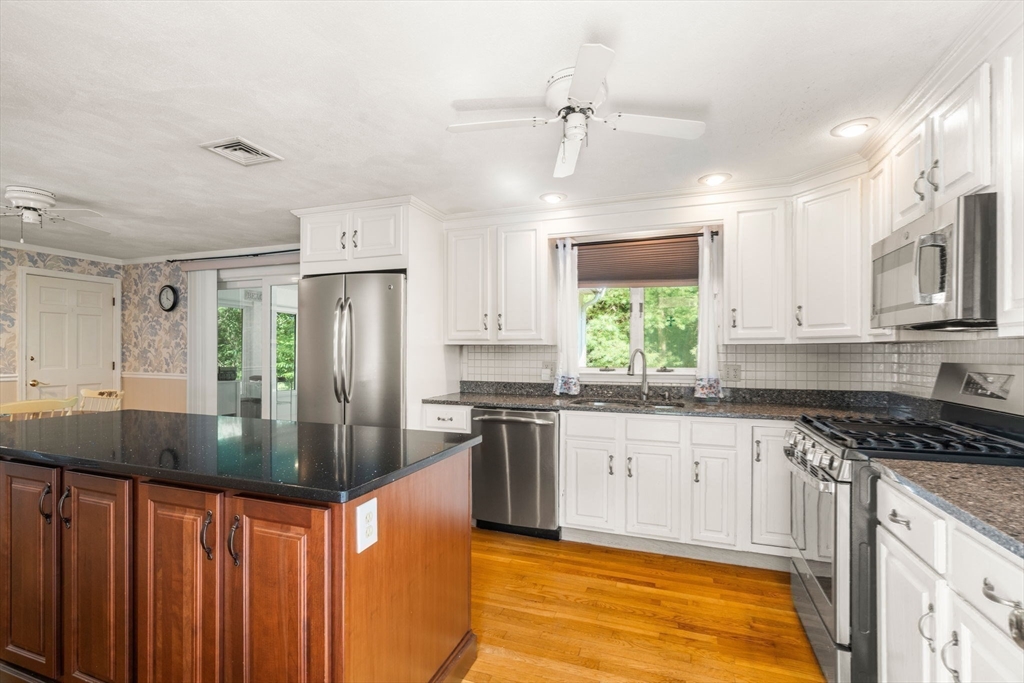 9 Keith Road Bourne, MA 02559 - Photo 15 of 35 Gallery Image 15