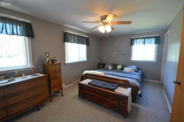 8228 Barden Road Davison, MI 48423 - Photo 33 of 36 21176473-32.JPG