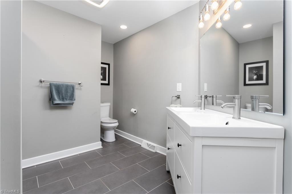 3708 Rockingham Road South Greensboro, NC 27407 - Photo 22 of 32 Gallery Image 22