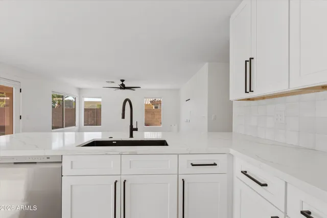 $725,000 | 793 West Canary Way, Chandler, AZ 85286