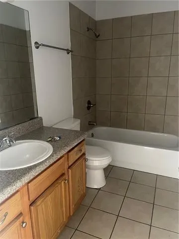 $1,200 | 1639 Lake Avenue, Unit 6, Metairie, LA 70005