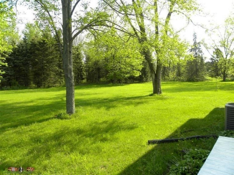 04632 Baker Road Gobles, MI 49055 - Photo 17 of 23 Lush green lawn