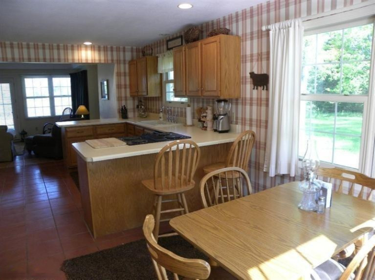04632 Baker Road Gobles, MI 49055 - Photo 3 of 23 Kitchen and dining