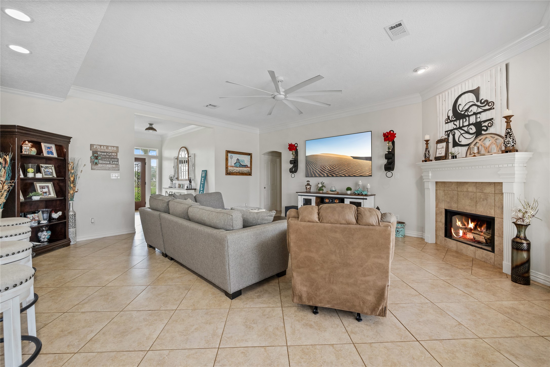 3722 Poskey Road Anahuac, TX 77514 - Photo 13 of 48