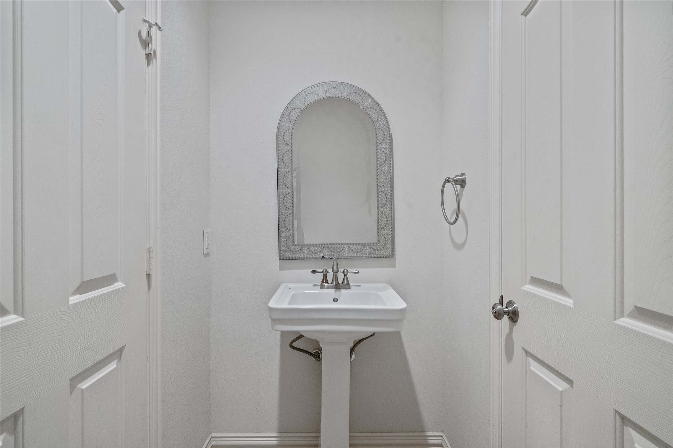 3722 Poskey Road Anahuac, TX 77514 - Photo 21 of 48