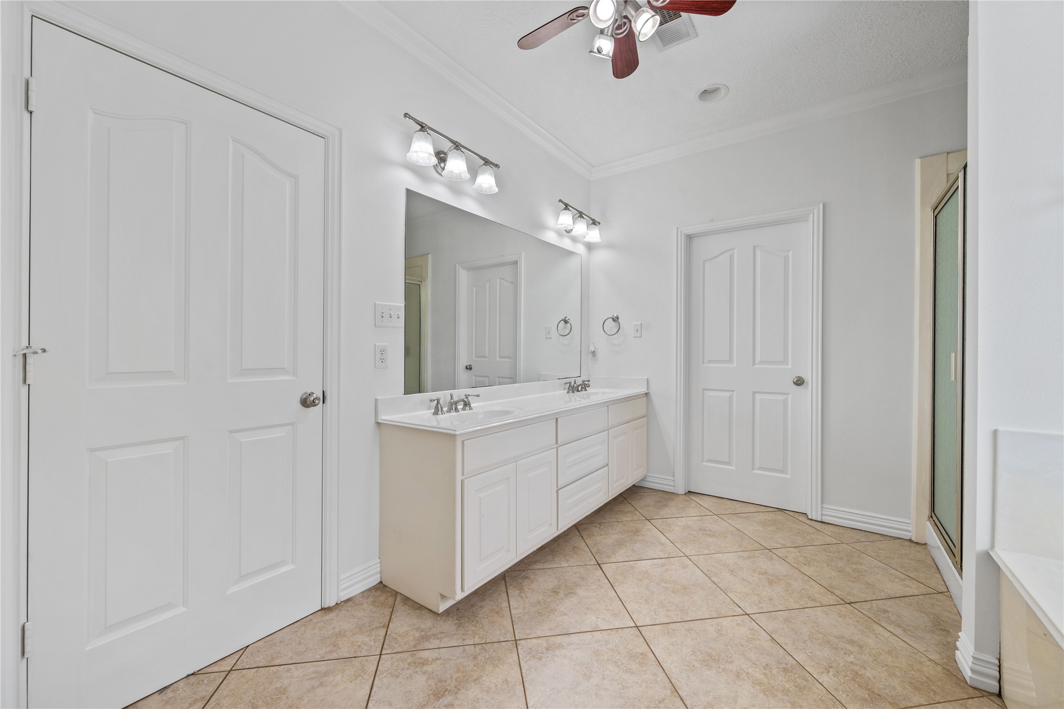 3722 Poskey Road Anahuac, TX 77514 - Photo 26 of 48