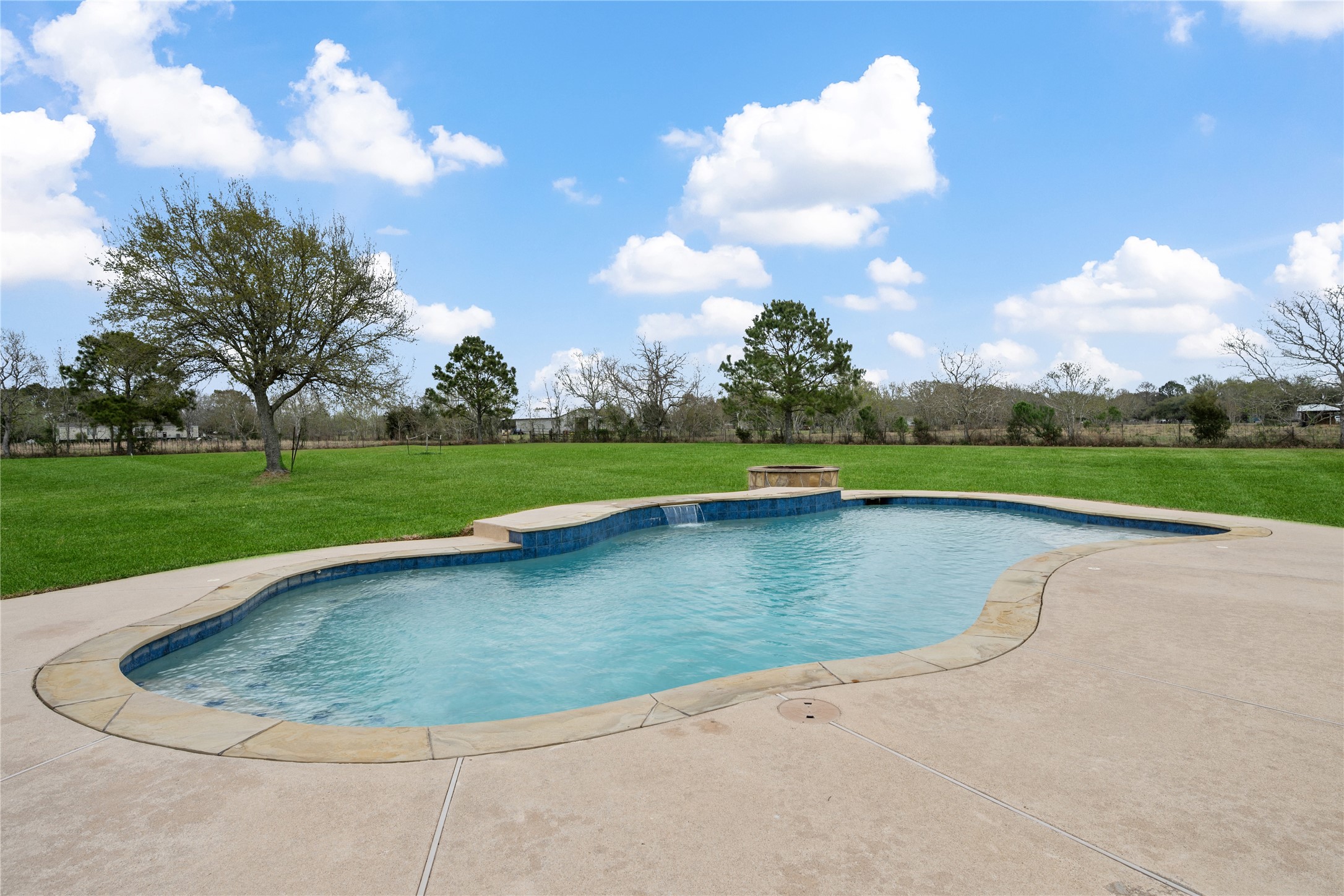 3722 Poskey Road Anahuac, TX 77514 - Photo 37 of 48