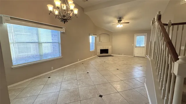 $2,000 | 4835 Windy Bluff Court, Katy, TX 77449