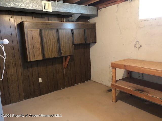 558 Steele Street Craig, CO 81625 - Photo 48 of 52 a room with table and chair
