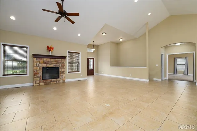 $419,000 | 105 Paradise Street, Waynesville, MO 65583