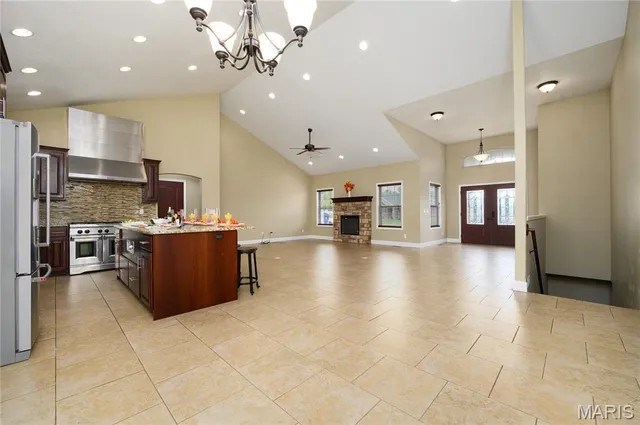 $476,900 | 105 Paradise Street, Waynesville, MO 65583