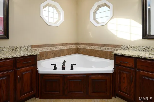 $476,900 | 105 Paradise Street, Waynesville, MO 65583