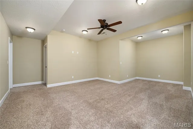 $476,900 | 105 Paradise Street, Waynesville, MO 65583