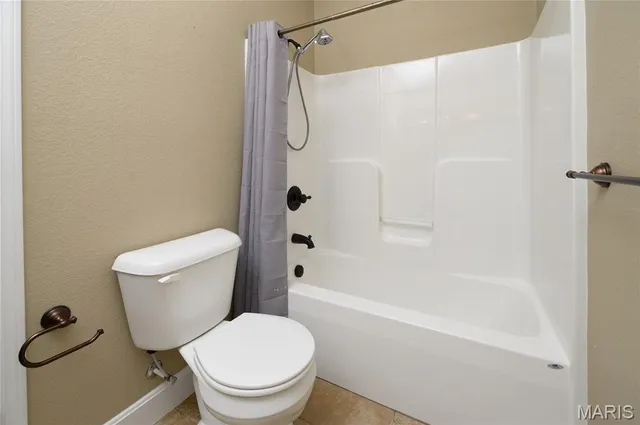 $476,900 | 105 Paradise Street, Waynesville, MO 65583