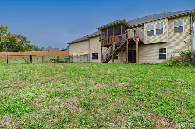 $476,900 | 105 Paradise Street, Waynesville, MO 65583