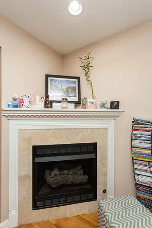 $2,100 | 1142 West Morse Avenue, Unit GW, Chicago, IL 60626