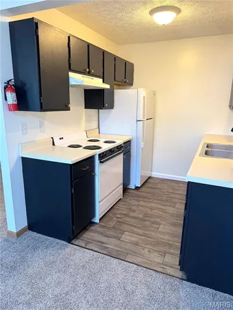 $875 | 1301 Main Street, Unit H, Highland, IL 62249