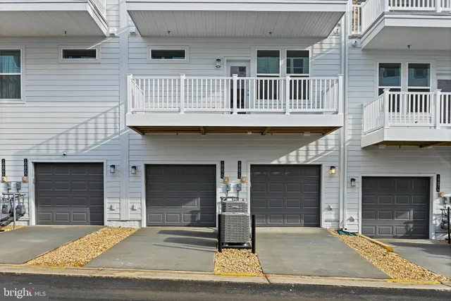 a view of a house with a outdoor space