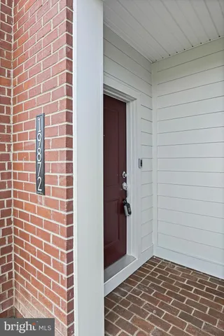 $3,250 | 19872 Yellow Daisy Terrace, Ashburn, VA 20147