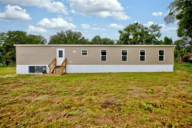 $2,500 | 8595 Northwest 13th Court, Ocala, FL 34475