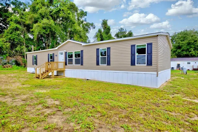 $2,500 | 8595 Northwest 13th Court, Ocala, FL 34475