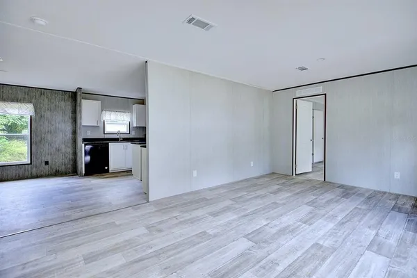 $2,000 | 8595 Northwest 13th Court, Ocala, FL 34475