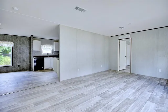 $2,500 | 8595 Northwest 13th Court, Ocala, FL 34475