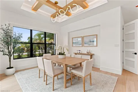 $2,999,000 | 2200 11th Street North, Naples, FL 34103