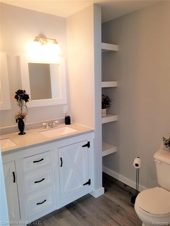 4447 East Carpenter Road Flint, MI 48506 - Photo 16 of 48