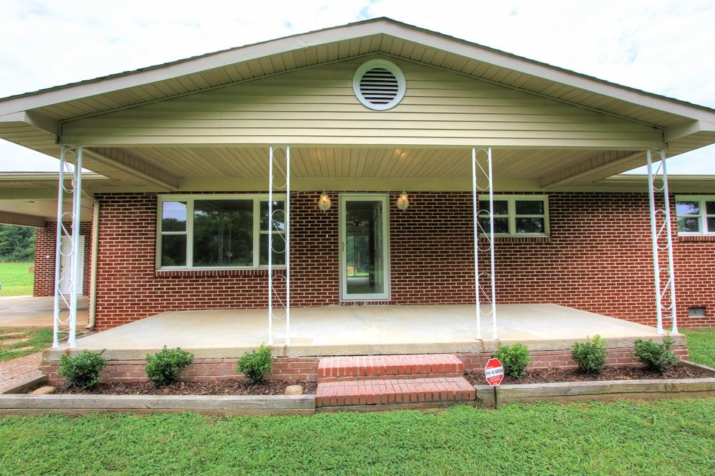 136 Bud Cookston Road Whitwell, TN 37397 - Photo 8 of 45 Front Porch