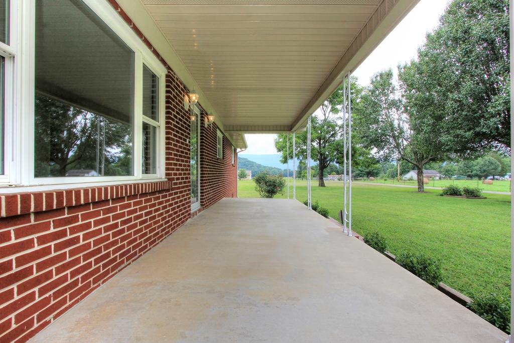 136 Bud Cookston Road Whitwell, TN 37397 - Photo 9 of 45 Front Porch