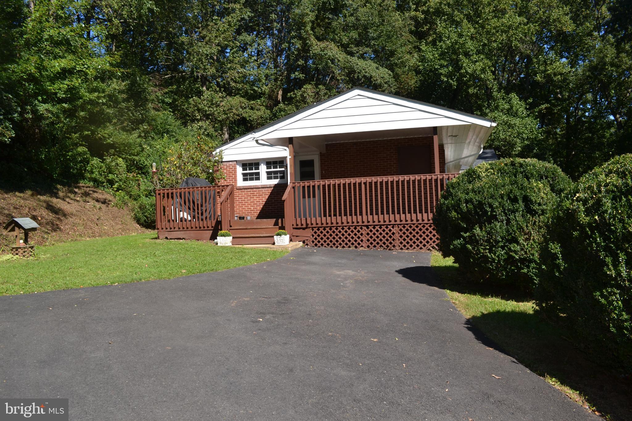 6290 Beverleys Mill Road Broad Run, VA 20137 - Photo 8 of 44 Gallery Image 8