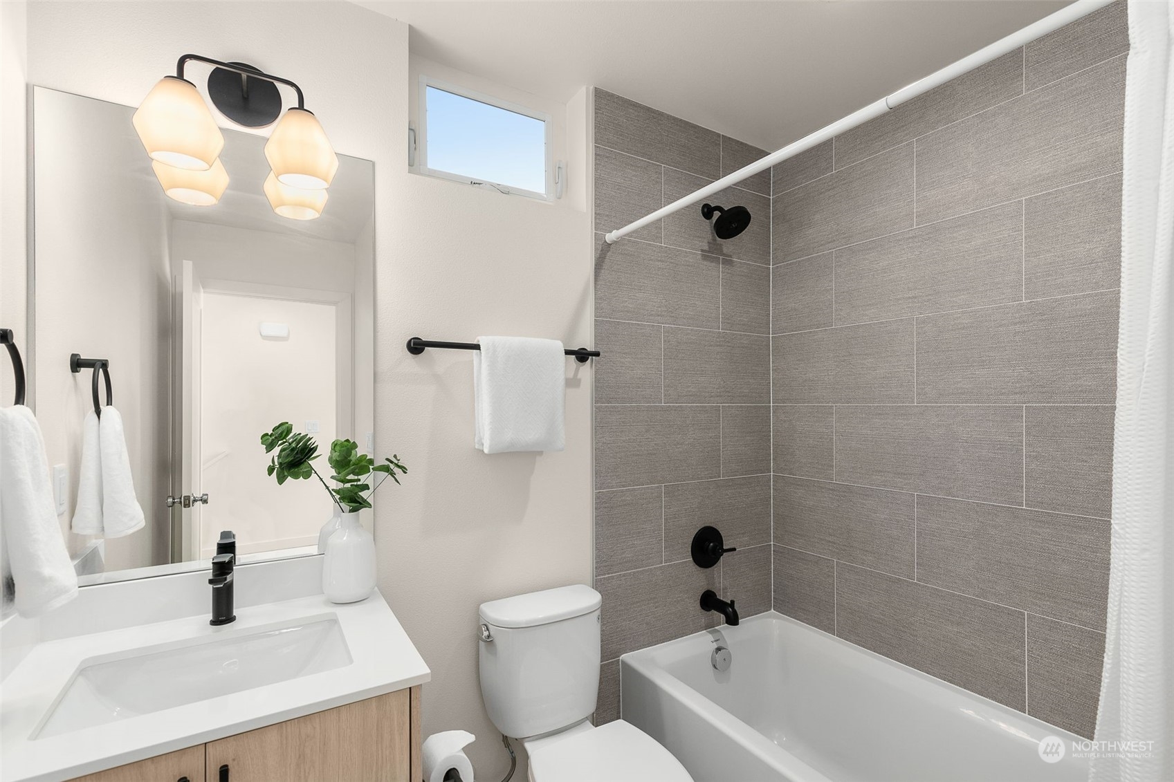 1202 North 47th Street Seattle, WA 98103 - Photo 12 of 21 Gallery Image 12