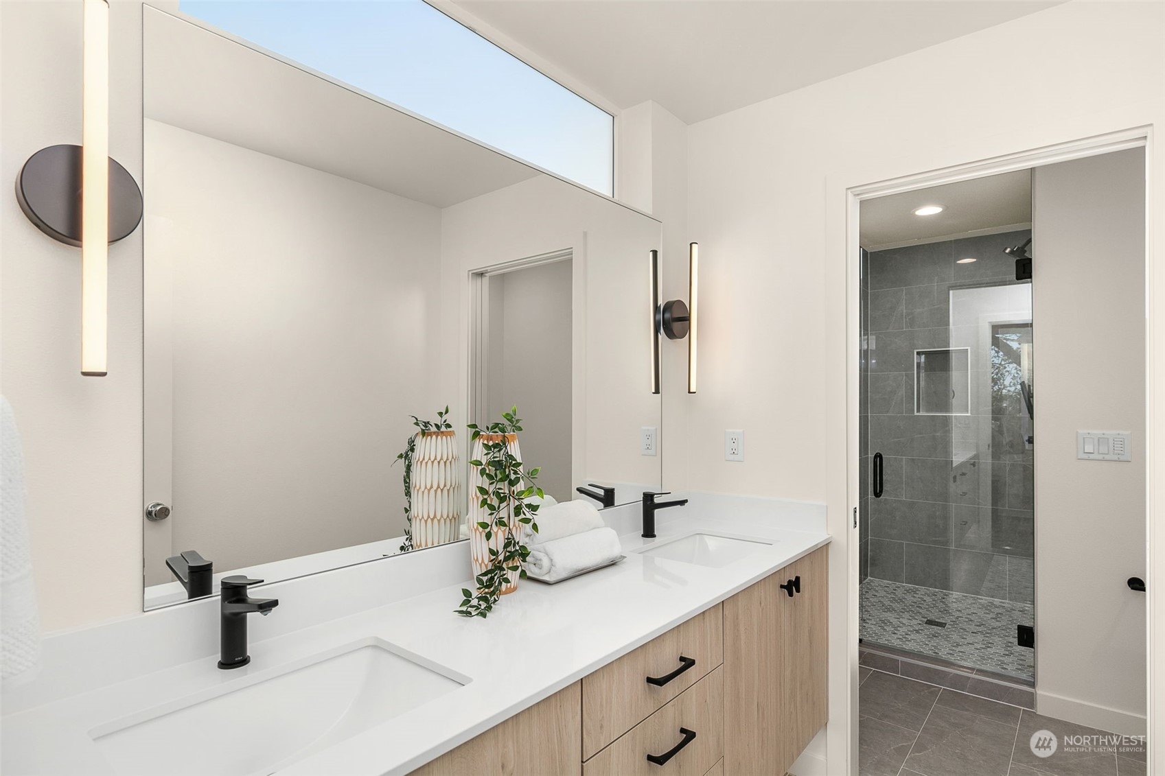 1202 North 47th Street Seattle, WA 98103 - Photo 15 of 21 Gallery Image 15