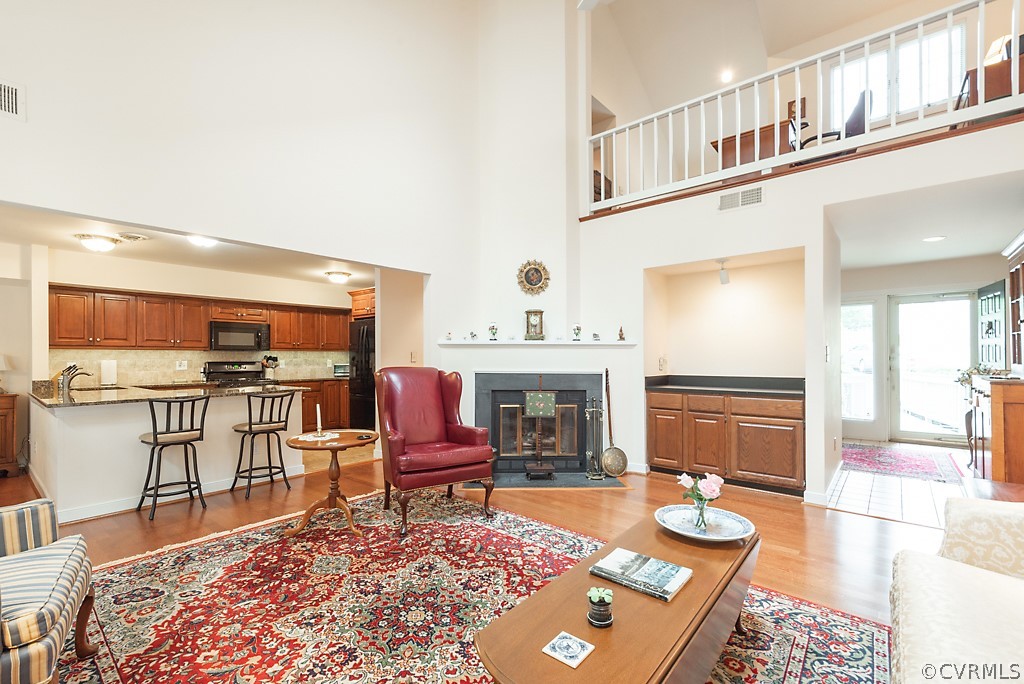 3109 Stony Point Road, Unit B Richmond, VA 23235 - Photo 14 of 48 Family room view from back of house