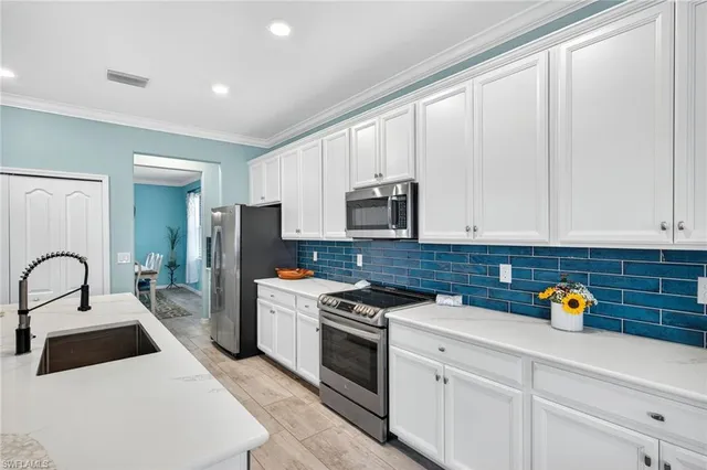 $925,000 | 19169 Elston Way, Estero, FL 33928