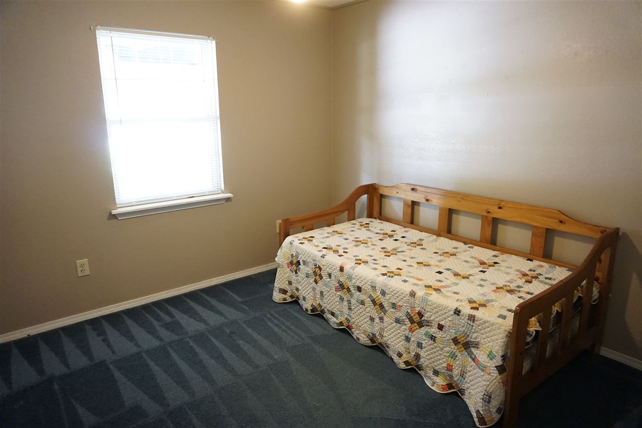 607 Marchbanks Street Perry, OK 73077 - Photo 21 of 35 Gallery Image 21