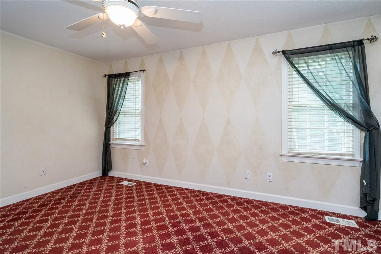 4105 Iverson Street Raleigh, NC 27604 - Photo 13 of 23