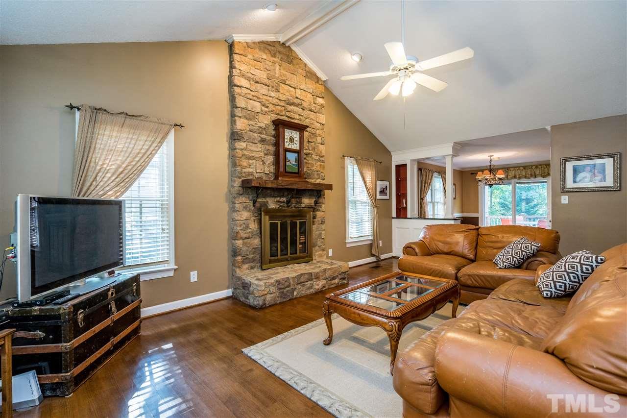 4105 Iverson Street Raleigh, NC 27604 - Photo 3 of 23