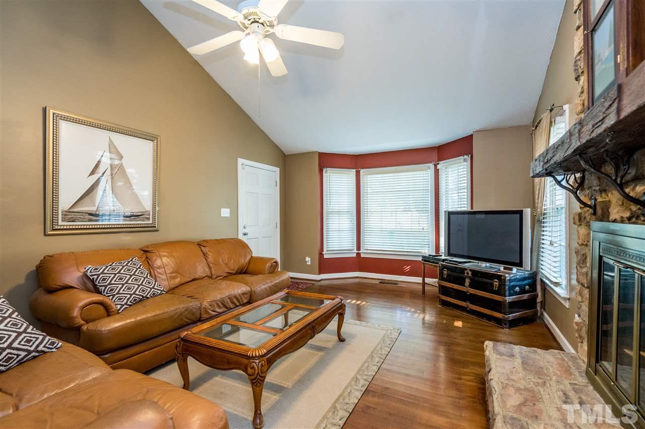 4105 Iverson Street Raleigh, NC 27604 - Photo 4 of 23
