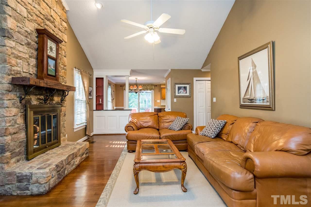 4105 Iverson Street Raleigh, NC 27604 - Photo 6 of 23
