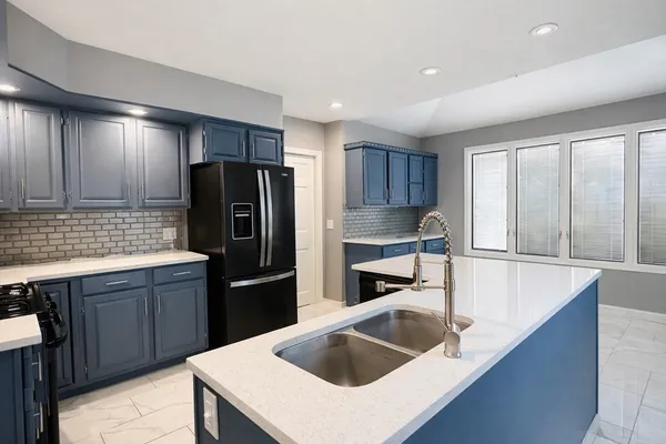 $312,000 | 182 Marsden Street, Springfield, MA 01109