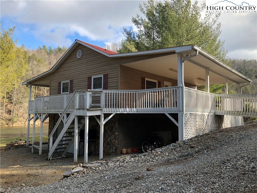 1410 Bill Cooper Road Crumpler, NC 28617 - Photo 31 of 39 Gallery Image 31