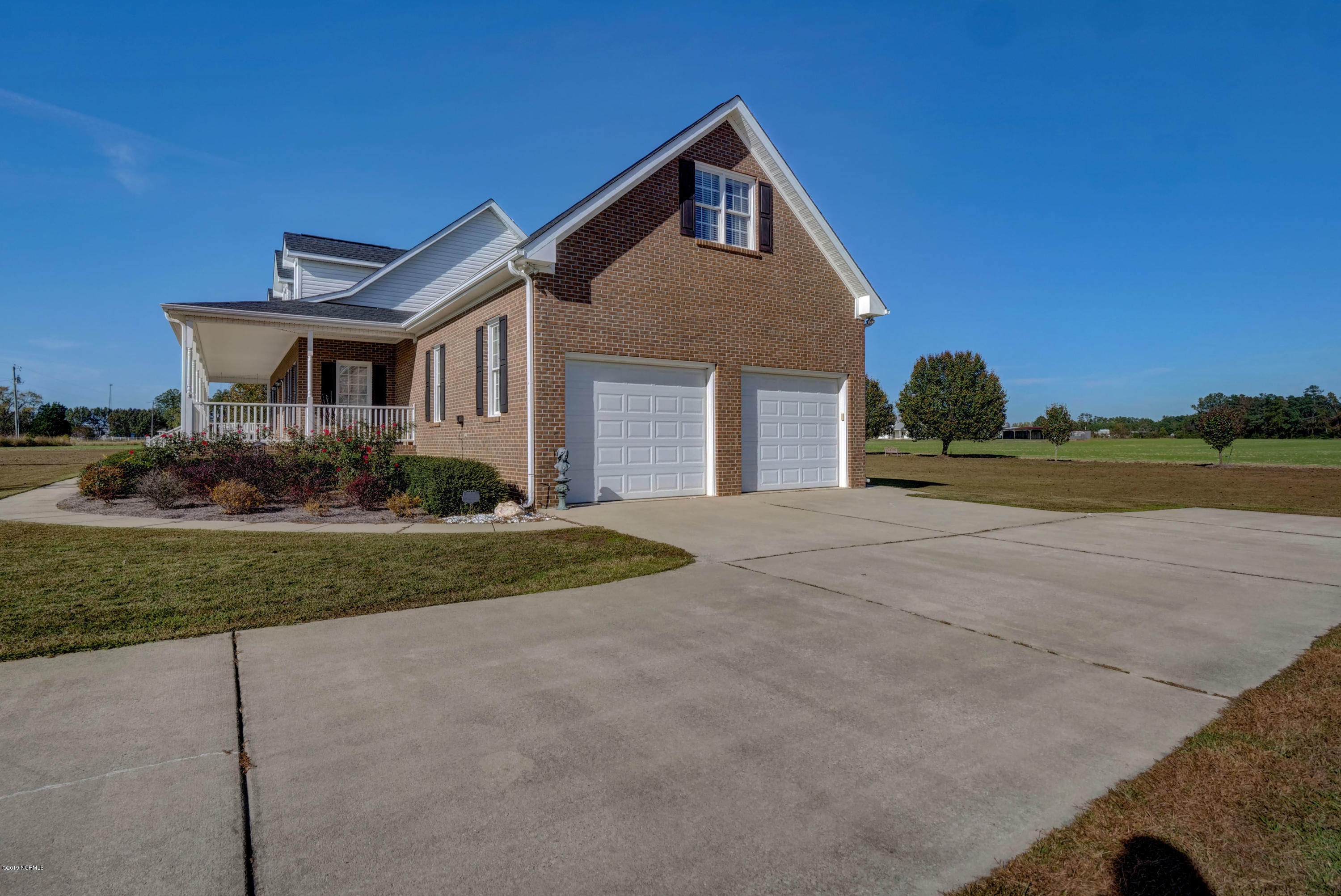 415 Lisbon Bridge Road Garland, NC 28441 - Photo 3 of 35 003_p3099940_1_2_3_4_5_6