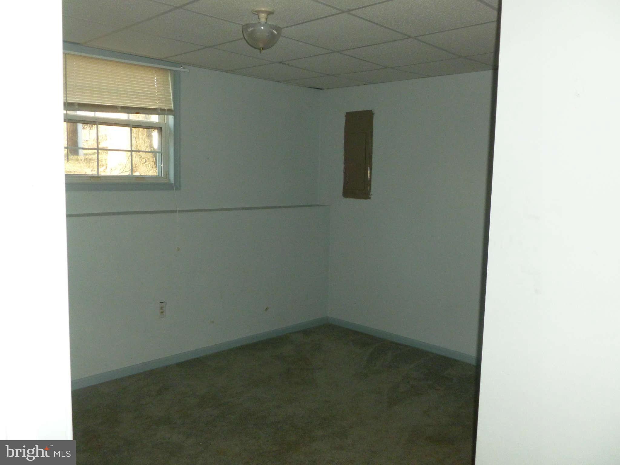 769 Rattlesnake Road Lusby, MD 20657 - Photo 11 of 19 Family Room